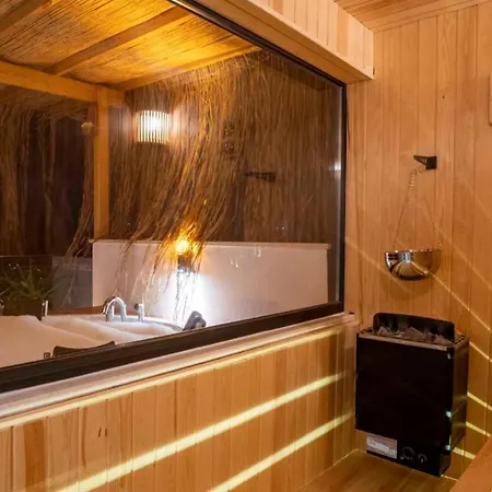 3 Bedroom Seaview With Private Pool 빌라