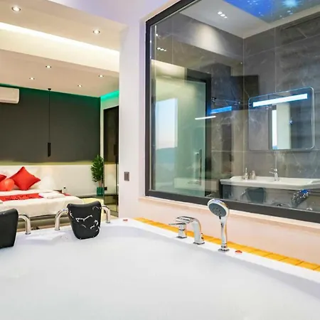 3 Bedroom Seaview With Private Pool 빌라 칼칸