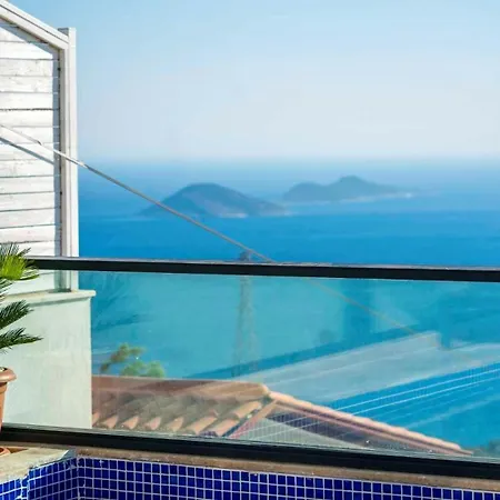 3 Bedroom Seaview With Private Pool 빌라 *