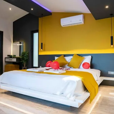 3 Bedroom Seaview With Private Pool 빌라 *