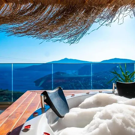 3 Bedroom Seaview With Private Pool