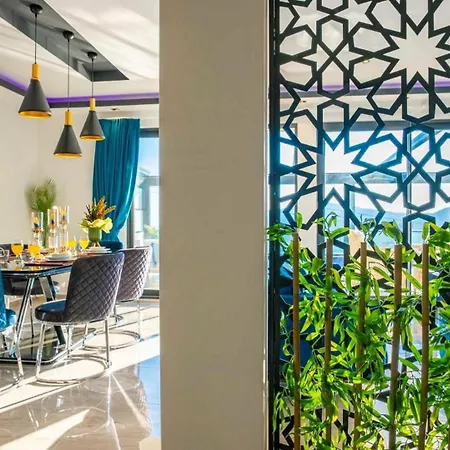 3 Bedroom Seaview With Private Pool 빌라