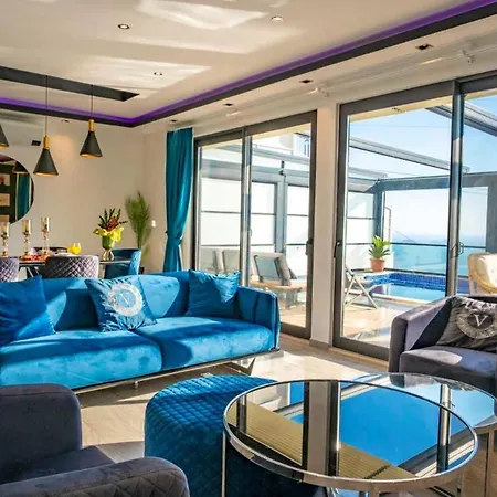 빌라 3 Bedroom Seaview With Private Pool 칼칸