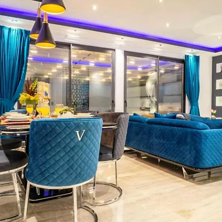 3 Bedroom Seaview With Private Pool 칼칸