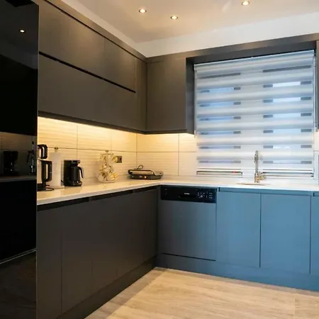 3 Bedroom - 7756