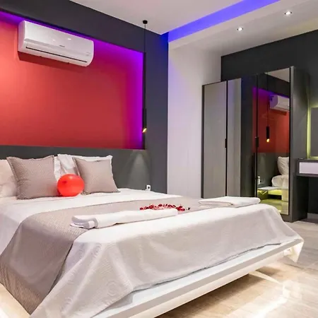 3 Bedroom - 7756 *